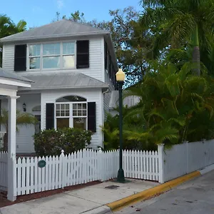 Great Location Holiday home